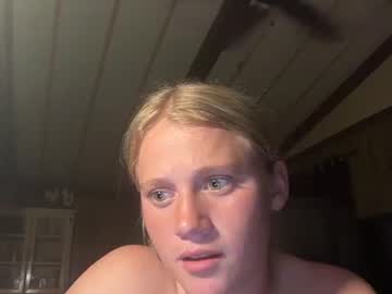 girl
        kayleighashford cam image #6974395