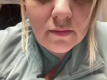 girl
        realnurse90 cam image #4473081