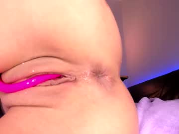 girl
        lizaloveness cam image #6949740