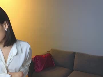 girl
        poppypaws cam image #5898809