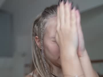 girl
        appr0ved cam image #5462923