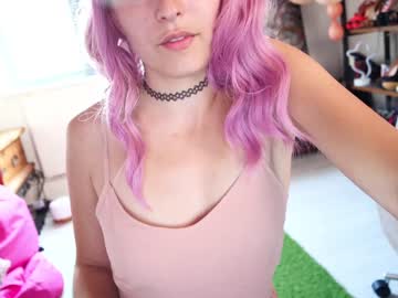 girl
        angelika_rouge cam image #1620205