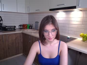 couple
        alice_love_fuck cam image #3627546