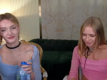 girl
        lovelykiss054 cam image #4866314