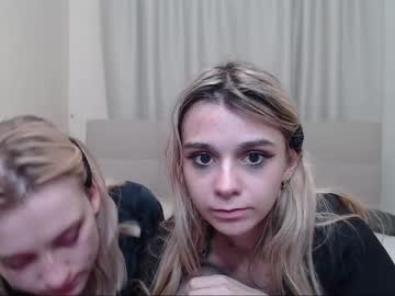 couple Cam Girls Masturbating With Dildos On Chaturbate with dirty_kiss69