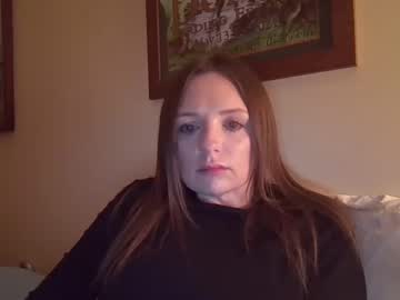 girl
        robinursoul4life cam image #4338424