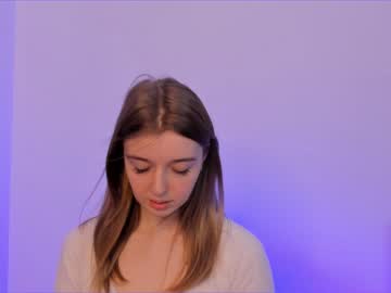 girl
        elizabeth__gray cam image #374358