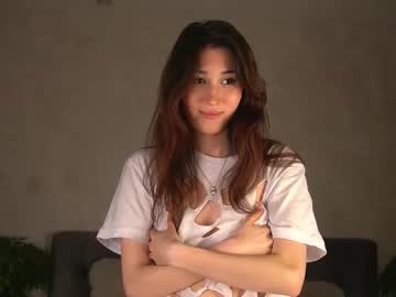 girl
        noreenaliff cam image #6762489