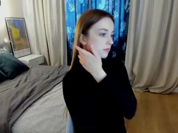 girl
        emi111_ cam image #1494802