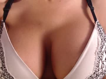 girl
        holy_crap__ cam image #1856113