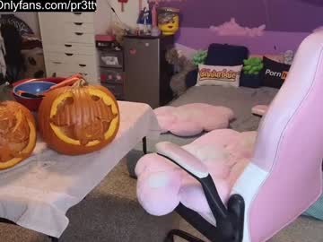 girl
        pr3ttyp1nkpussy cam image #5277899