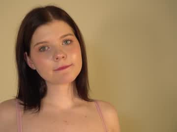 girl
        softpetalcharm cam image #5194632
