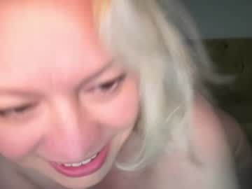 girl
        kiradivine cam image #6755334