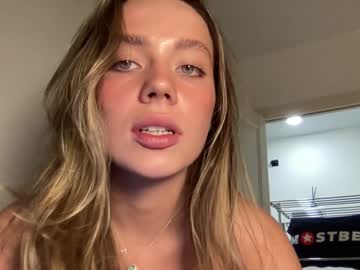 girl
        angel_from_sky cam image #5898974