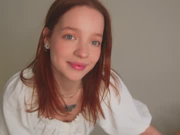 girl
        my_mia_ cam image #4130216