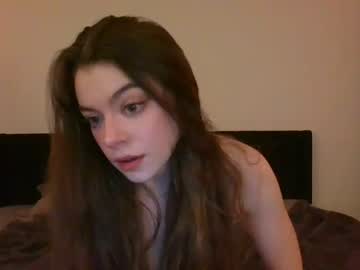 girl
        rosegold18 cam image #546556