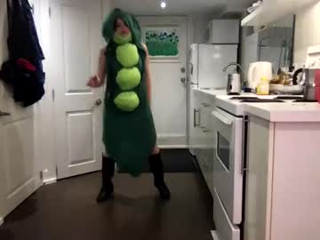 girl
        littlesugarpea cam image #1061552