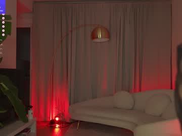 girl
        anniehillofficial_ cam image #4672842