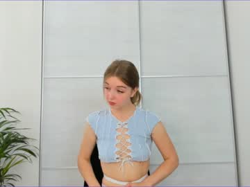 girl
        elizabeth__gray cam image #31586