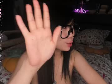 girl
        hinatabroks cam image #5687870