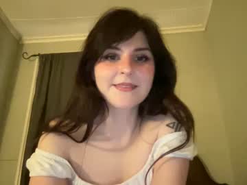 girl
        petiteminxx cam image #1688047