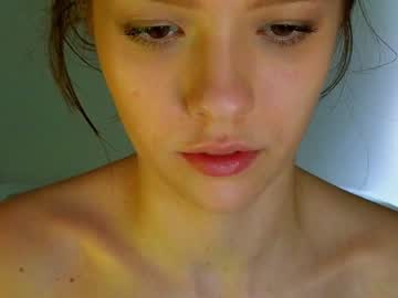 girl
        _demi_dee_ cam image #3150928