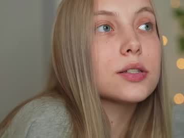 girl
        appr0ved cam image #5634556