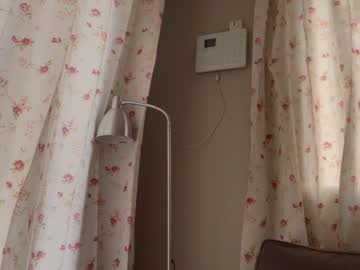 couple
        yourlovelyjulia cam image #1164728