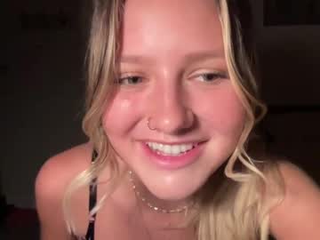 girl
        alizabethblake cam image #1198980
