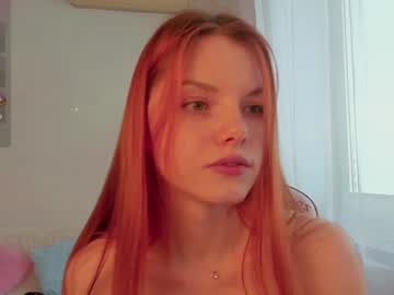 girl
        katy_ethereal cam image #4588571