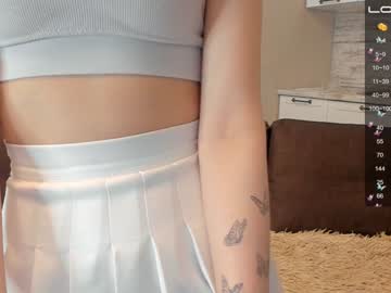 girl
        janicemasons cam image #1204740