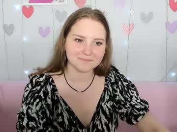 girl
        sshy_dream cam image #4508978