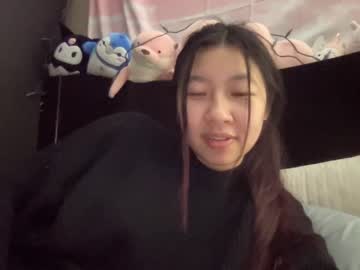 girl
        hiddenr0se cam image #747024