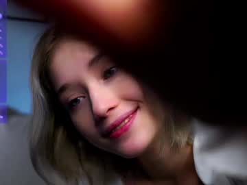 girl
        taitehambelton cam image #5507837