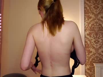 girl
        randiheart cam image #3315594