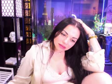 girl
        alma_pearl cam image #3074936