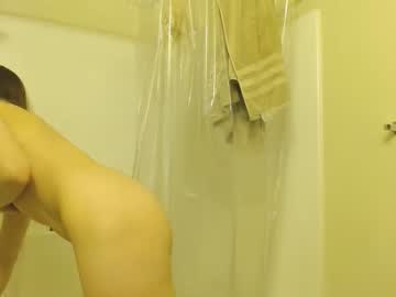 girl
        bakedmommy cam image #3901238