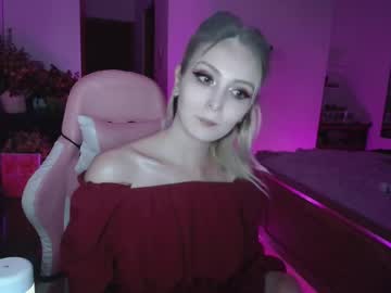 girl
        shysweetrish cam image #4406565