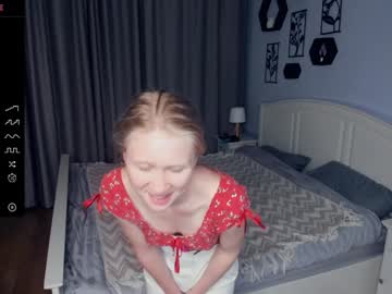 girl
        dexterity_of_love cam image #5068856