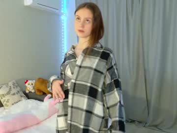 girl
        julieqt cam image #6413447