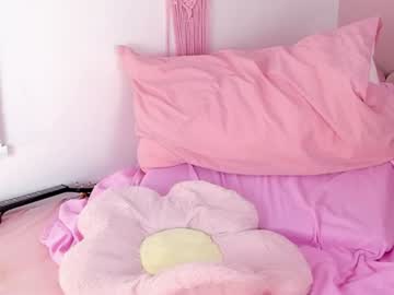 girl
        little_effy18_ cam image #5026092