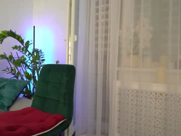 girl
        sweety_rinushka_ cam image #4376468