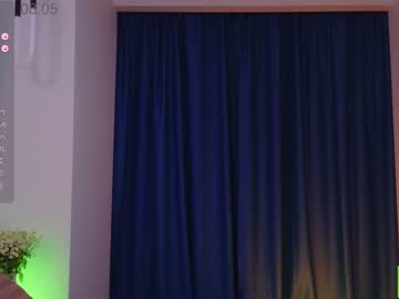 girl
        lissa_meooow cam image #4105713