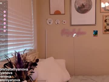 girl
        natalliyanova cam image #3206244