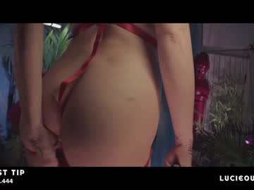 girl
        lucieoude_ cam image #1024085