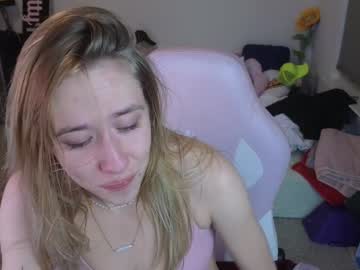 girl
        pr3ttyp1nkpussy cam image #6491687