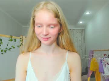 girl
        jenny_ames cam image #4175617