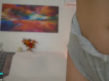 girl
        sweety_rinushka_ cam image #5425419