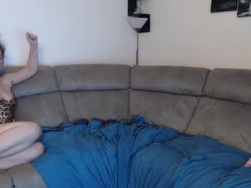 couple
        caramel_minx cam image #271545