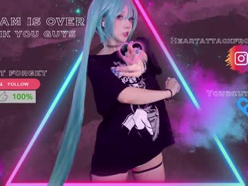 girl
        yourcutewaifu cam image #6966305